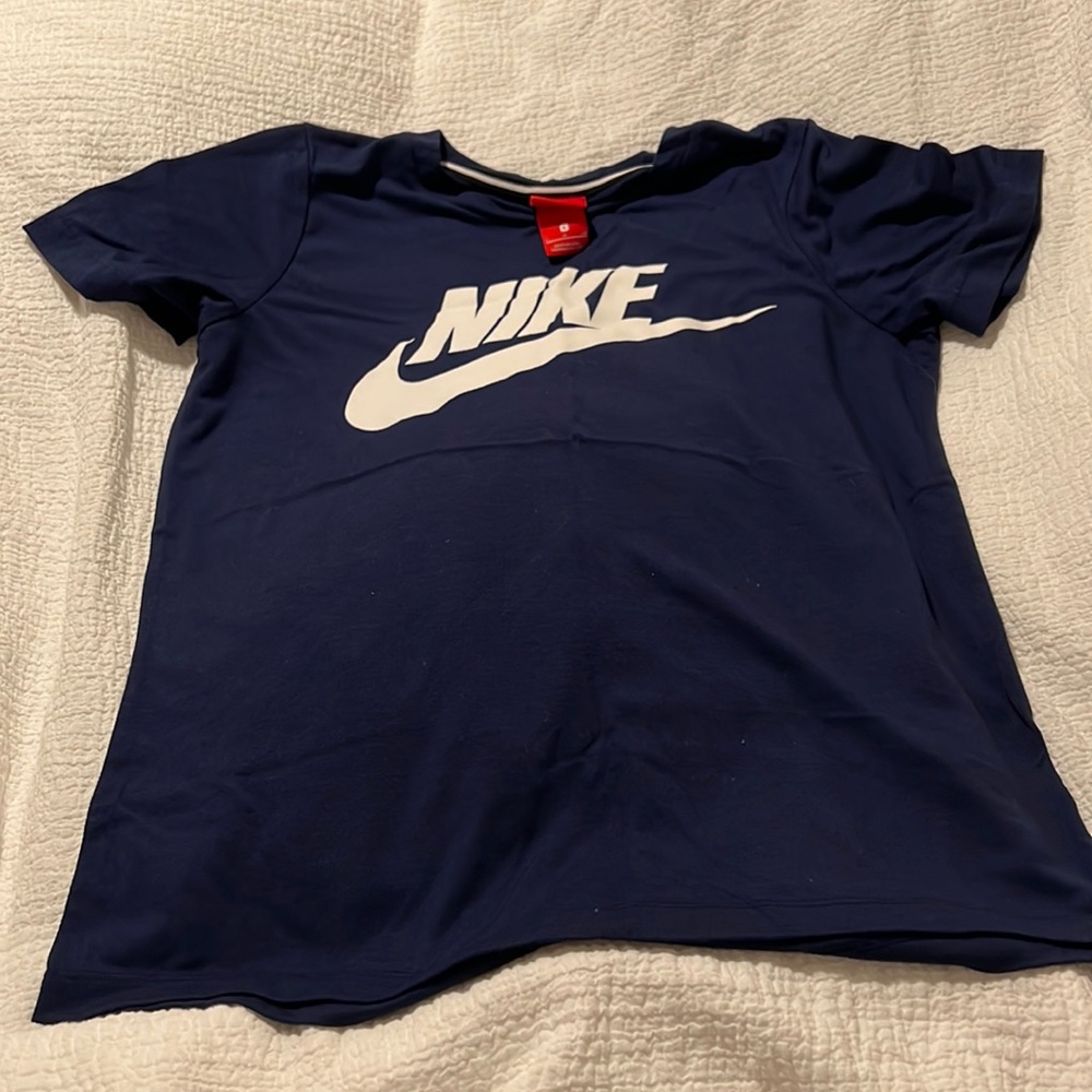 Nike T-shirt